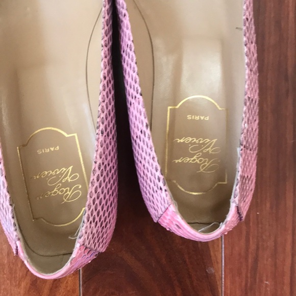 Roger Vivier pink limited edition python belle - Picture 3 of 8